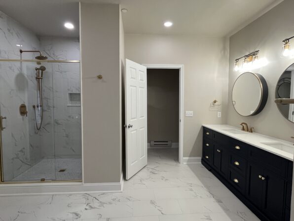 Lower Level Bath