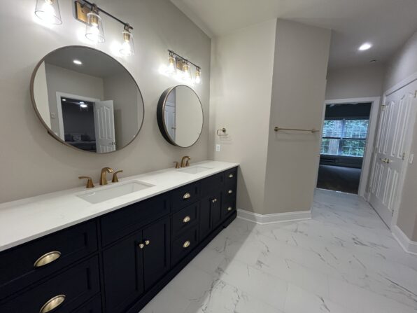 Lower Level Bath Facing Bedroom